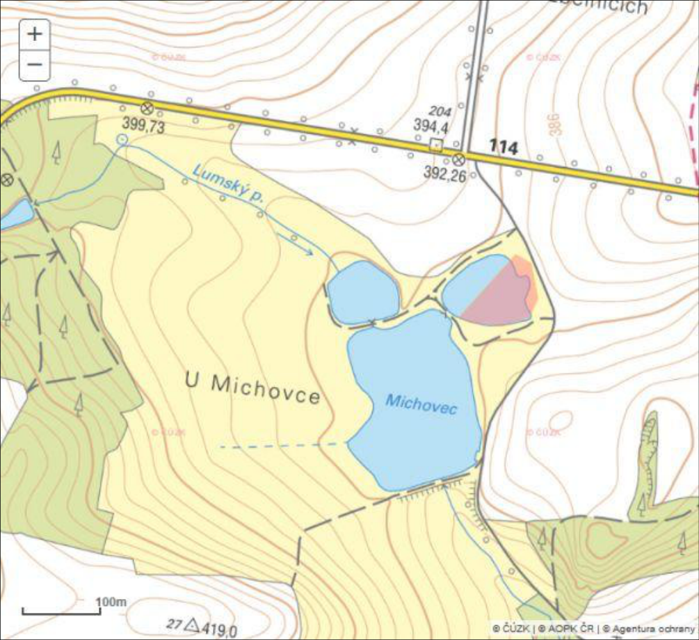 Topografická mapa oblasti 'U Michovce' s vodní plochou 'Michovec' a přítokem 'Lumský p.'. V mapě jsou vyznačeny vrstevnice, nadmořské výšky (399,73; 394,4; 392,26; 419,0), silnice č. 114, měřítko 100 m a copyright ČÚZK | AOPK ČR.