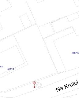 Katastrální mapa ukazující parcelu č. 805/15, parcelu č. 528/13 a ulici Na Krutci.