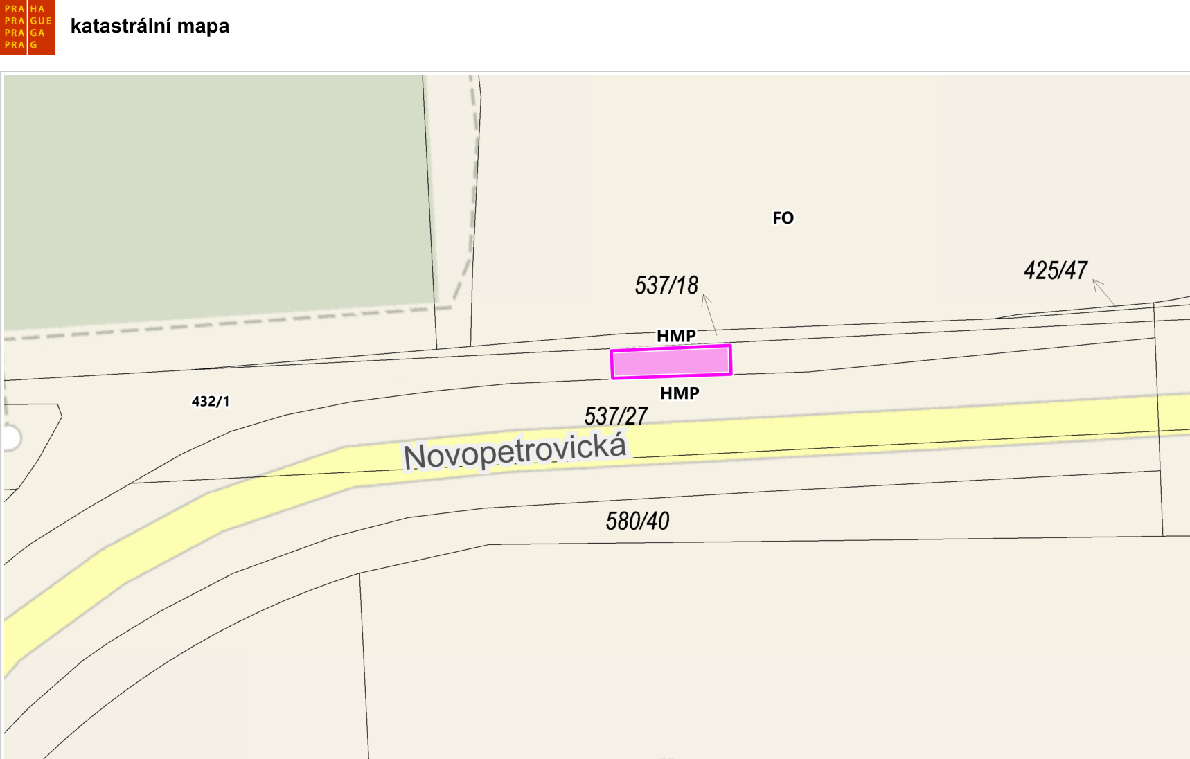 Výřez z katastrální mapy s vyznačeným zájmovým územím u ulice Novopetrovická.