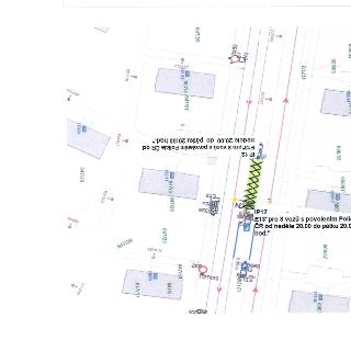 Situační nákres dopravního značení (parkovací místa). Obsahuje texty: 'IP 12 E13"pro 8 vozů s povolením Policie ČR od neděle 20.00 do pátku 20.00 hod."'. V map…