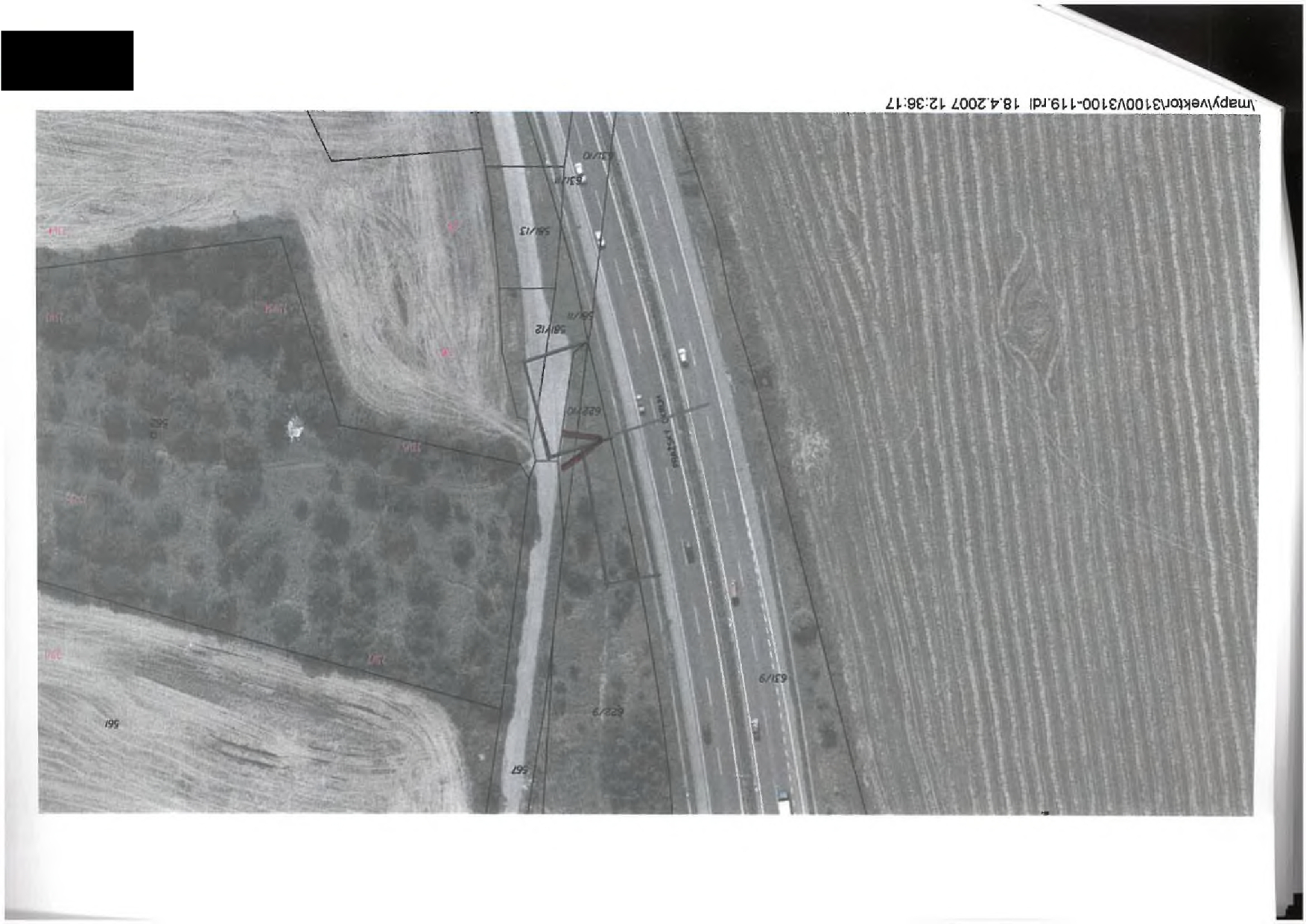 Ortofotomapa s překryvem katastrální mapy zobrazující oblast u dálnice (Pražský okruh). V mapě jsou vyznačena čísla parcel: 63/9, 622/10, 58/12, 58/13, 63/10, 567, 561. V levém horním rohu je text: 'mapy\vektor\3100V3100-119.rdl 18.4.2007 12:36:17'. U dálnice je nápis 'PRAŽSKÝ OKRUH'.