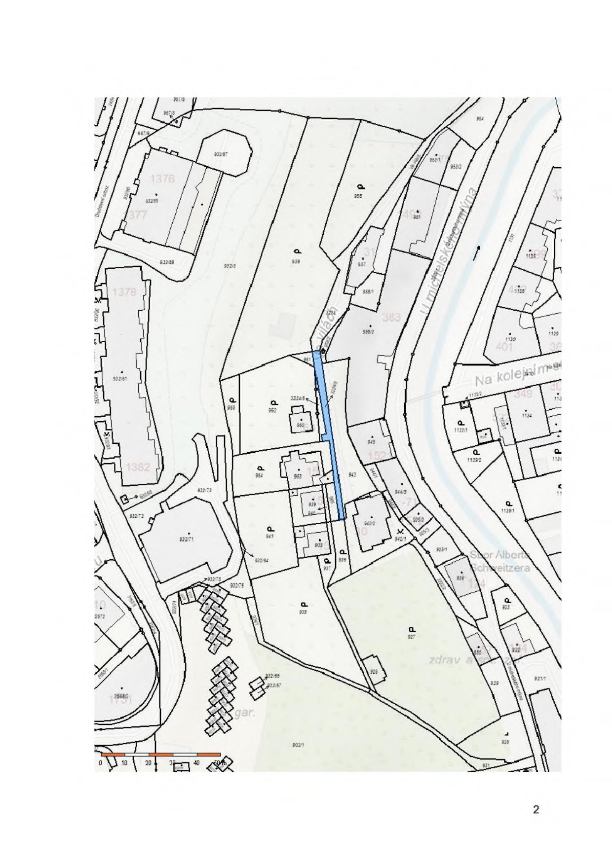 Katastrální mapa zobrazující území s vyznačeným pozemkem a okolní zástavbou.