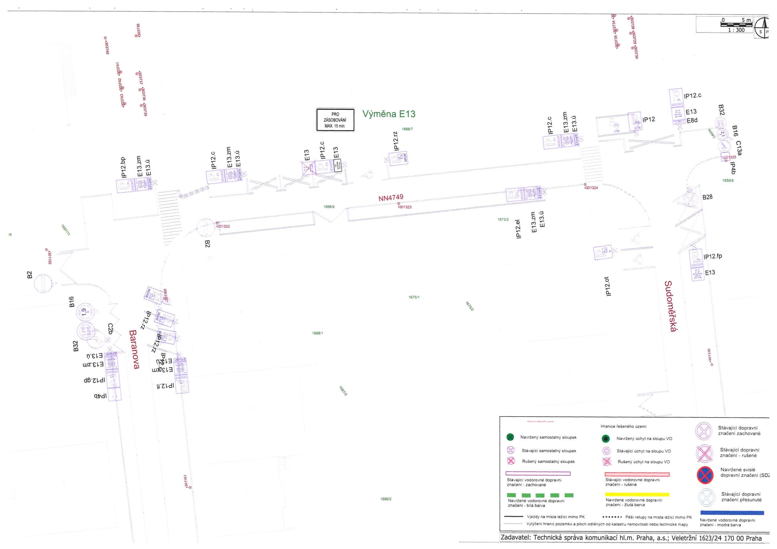 Situační plán dopravního značení v ulicích Baranova a Sudoměřská v Praze. Obsahuje technické značky (IP12.c, E13, E13.zm, E13.ú, B32, B16, C13a, IP4b, B2, B28, IP12.fp, IP12.ot, IP12.rz, IP12.bp, IP12.fl). V plánu je vyznačena 'Výměna E13' a tabulka 'PRO ZÁSOBOVÁNÍ MAX. 15 min'. Legenda obsahuje vysvětlivky k typu značení (stávající, navržené, rušené, přesunuté). Zadavatel: Technická správa komunikací hl.m. Praha, a.s., Veletržní 1623/24, 170 00 Praha. Měřítko 1:300.