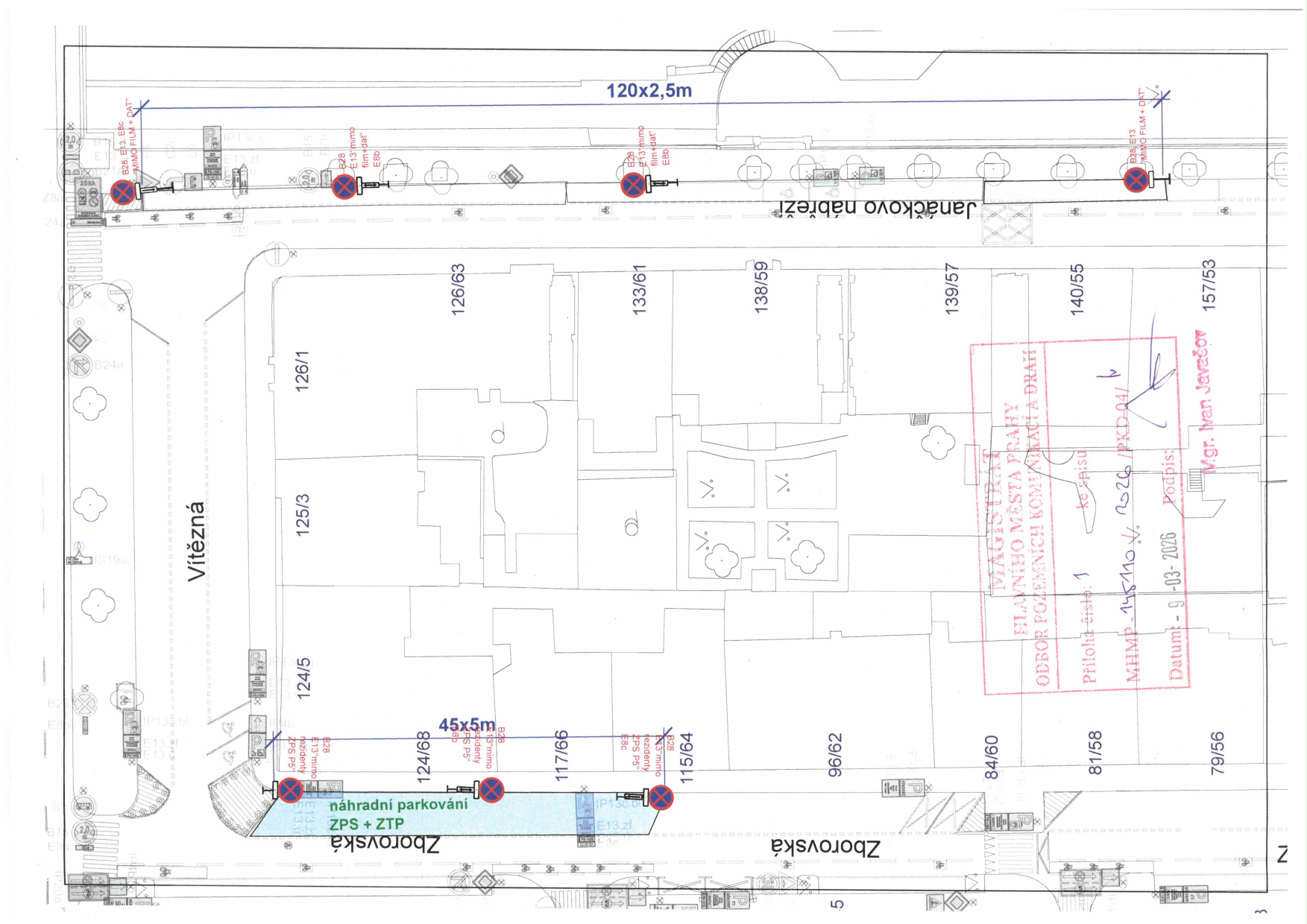 Situační nákres dopravního značení a parkovacích stání v oblasti ulic Zborovská a Janáčkovo nábřeží.
