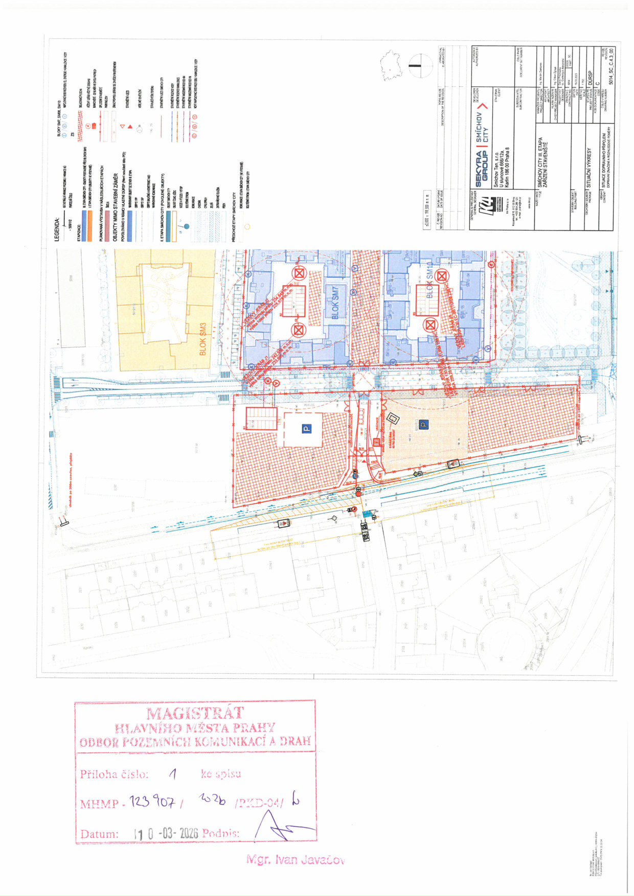 Situační výkres stavby pro projekt Smíchov City III. etapa, včetně zakreslených bloků budov a dopravního napojení.