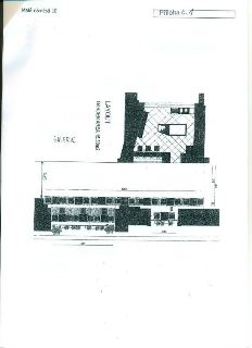 Plán stavby (layout) pro objekt Malé náměstí 10, příloha č. 1. Dokument obsahuje půdorysné schéma interiéru s označením 'GARDEN AREA 15.30m2' a 'GALERIE'. Dále…