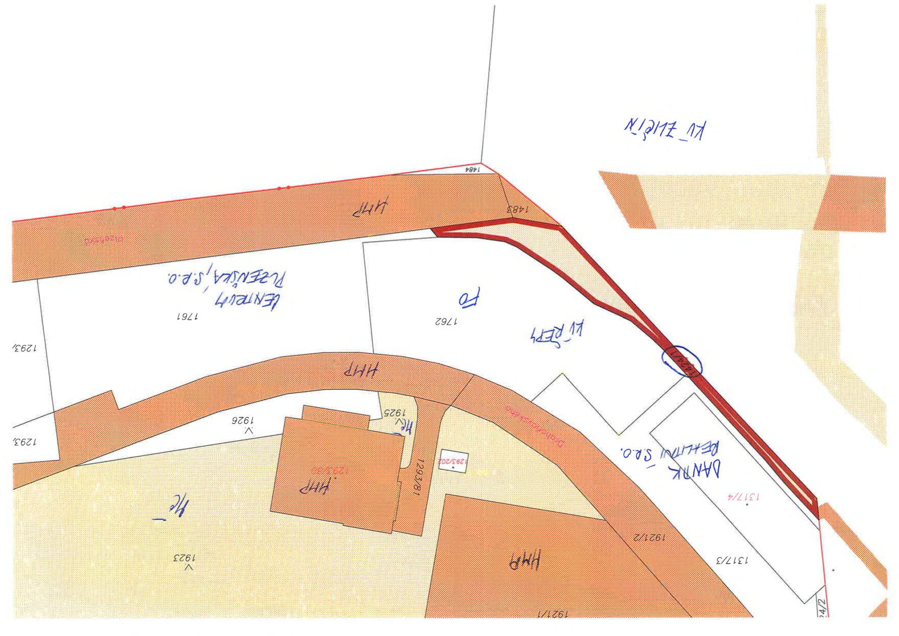 Katastrální mapa zobrazující parcely v katastrálním území Řepy a Zličín. Vyznačeny jsou parcely č. 1424/1 (zvýrazněna červeným obrysem), 1317/3, 1317/4, 1921/1, 1921/2, 1293/80, 1293/81, 1925, 1926, 1923, 1762, 1761, 1483 a 1484. V mapě jsou uvedeny názvy subjektů a vlastníků: 'DANAK REALITNÍ S.R.O.', 'HMP' (Hlavní město Praha), 'CENTRUM PLZEŇSKÁ, S.R.O.' a název ulice 'Drahonovského'. Dále je v mapě text 'Plzeňská' a označení katastrálních území 'KÚ ŘEPY' a 'KÚ ZLIČÍN'.