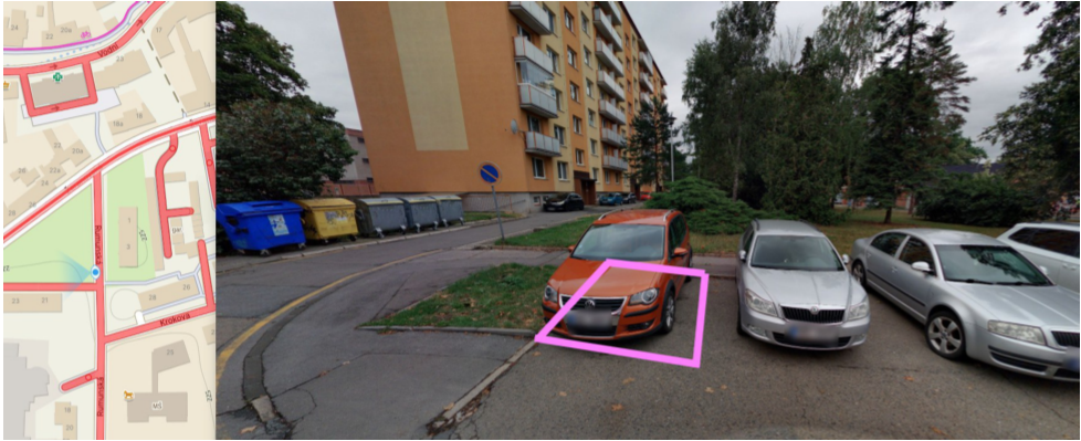 Situační snímek z mapy a fotografie parkoviště v ulici Rumunská. Na mapě je vyznačena poloha (modrý bod) v blízkosti ulic Rumunská, Krokova a Vodní. Na fotografii je zvýrazněno oranžové osobní vozidlo zaparkované na parkovišti u bytového domu.