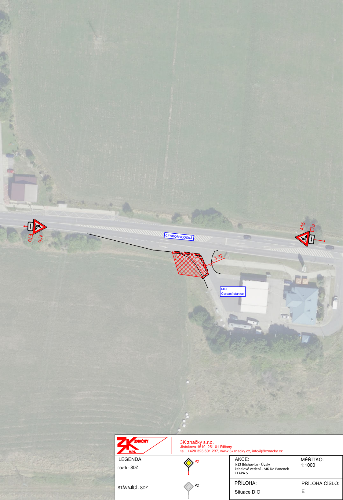 Situační nákres dopravního značení (DIO) pro akci 'I/12 Běchovice - Úvaly, kabelové vedení - MK Do Panenek, ETAPA 5'. Mapa zobrazuje úsek silnice s vyznačenou čerpací stanicí MOL a ulicí ČESKOBRODSKÁ. Jsou zde vyznačeny dopravní značky A15 (práce) s dodatkovou tabulkou E7b. V legendě je uvedena značka P2 (Hlavní pozemní komunikace). Dokument vypracovala společnost 3K značky s.r.o., Jiráskova 1519, 251 01 Říčany, tel.: +420 323 601 237, www.3kznacky.cz, info@3kznacky.cz. Měřítko 1:1000, příloha E.