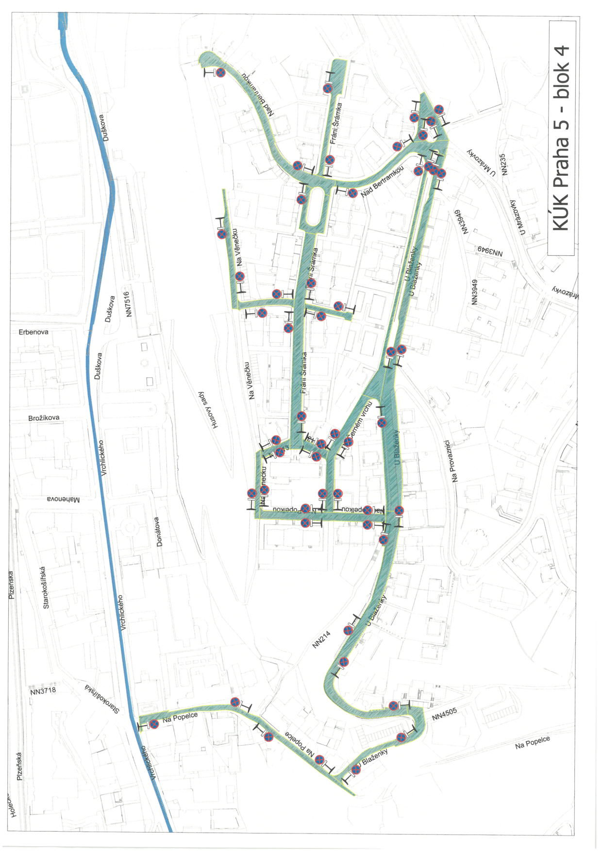 Situační plán dopravního značení (zóna zákazu stání/zastavení) v oblasti Praha 5 - blok 4. Mapa obsahuje ulice: Na Popelce, U Blaženky, Na Věnečku, Fráni Šrámka, Nad Bertramkou, Černém vrchu, Vrchlického, Starokošířská, Mahenova, Brožíkova, Erbenova, Donátova, U Mrázovky, Na Provaznici. Vyznačeny jsou úseky s dopravním značením (zeleně podbarvené komunikace) a symboly zákazu stání/zastavení. V pravém horním rohu je text: 'KÚK Praha 5 - blok 4'.