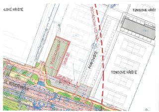 Situační plán a stavební nákres ukazující uspořádání prostoru, parkoviště s očíslovanými stáními (1 až 40), skladovací plochu (SKLADOVACÍ PLOCHA), zárubní zeď…