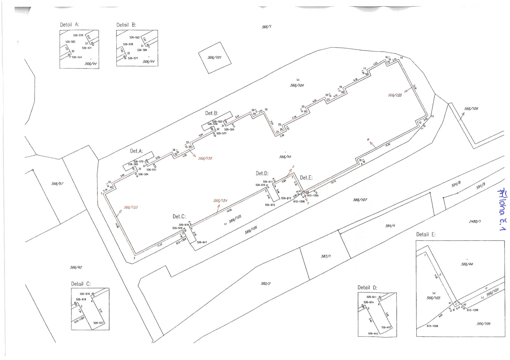 Geometrický plán (situační nákres) znázorňující rozdělení pozemků, zejména parcely č. 566/44 a okolních parcel (566/1, 566/101, 566/104, 566/105, 566/106, 566/107, 566/109, 566/153, 566/154, 566/155, 566/156, 582/2, 587/1, 594/4, 594/8, 594/9, 2480/1). Obsahuje detaily A, B, C, D a E s podrobnými rozměry a čísly bodů (např. 526-570, 526-565, 612-1304, 612-1308, 612-1296). V pravém okraji je text 'Příloha č. 1'.