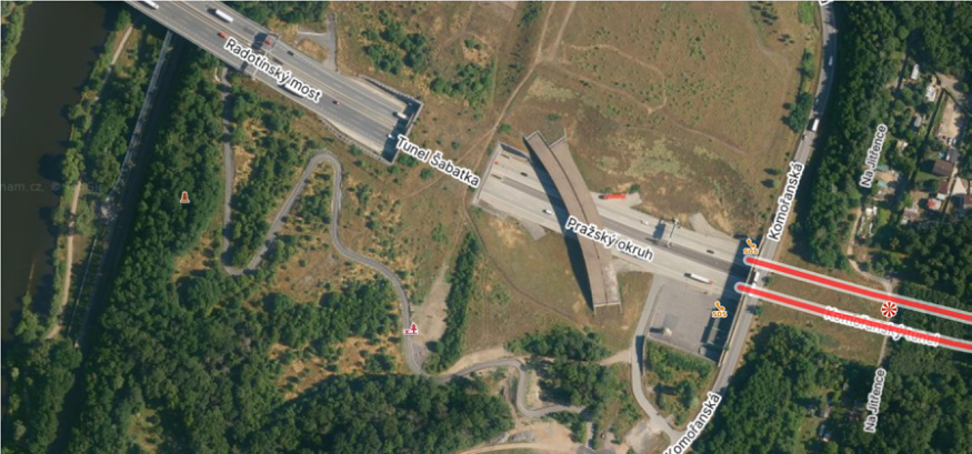 Ortofoto mapa oblasti Pražského okruhu u tunelu Šabatka a Komořanské ulice.