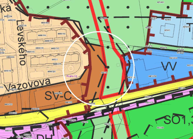 Výřez z územního plánu s vyznačenou parcelou č. 4423/5 v Praze 12.