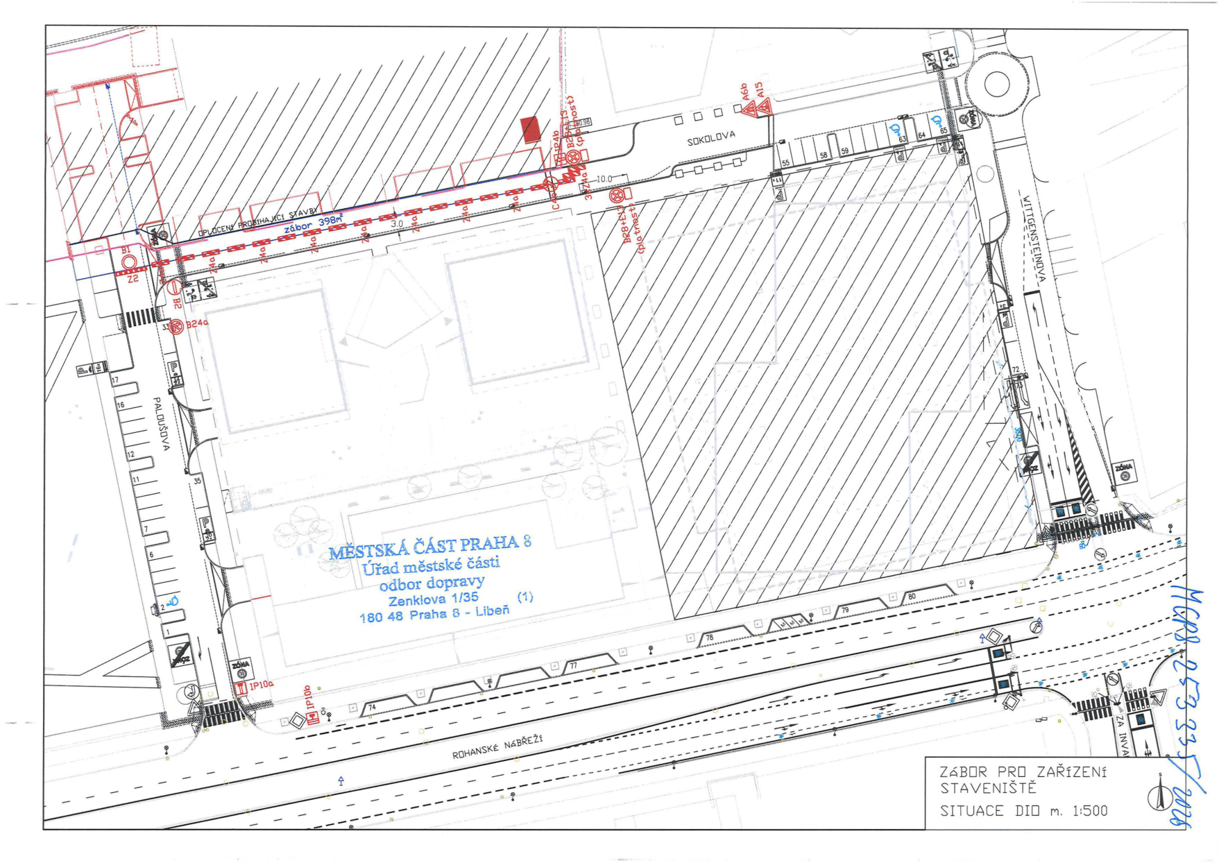 Situační nákres DIO (dopravně inženýrského opatření) pro zábor staveniště. Obsahuje plán ulic Paloušova, Sokolova a Rohanské nábřeží v Praze. Vyznačeny jsou dopravní značky (např. B1, B2, IP10a, IP10b), zábor plochy o velikosti 398 m², hranice staveniště a okolní infrastruktura. Text na plánu: 'MĚSTSKÁ ČÁST PRAHA 8, Úřad městské části, odbor dopravy, Zenklova 1/35, 180 48 Praha 8 - Libeň', 'ZÁBOR PRO ZAŘÍZENÍ STAVENIŠTĚ, SITUACE DIO m. 1:500', rukou psaná poznámka 'MCP8 253335/2026'.