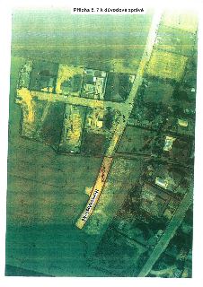 Ortofotomapa s vyznačením pozemku, příloha č. 7 k důvodové zprávě. V mapě je zvýrazněna parcela č. 504/2 s popiskem 'Hornokřeslická'. Dále jsou v mapě patrná č…