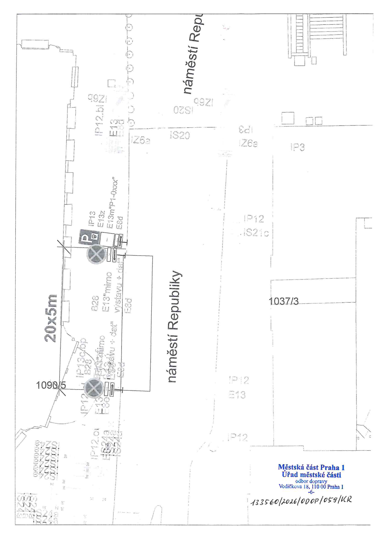 Situační nákres dopravního značení na náměstí Republiky v Praze.