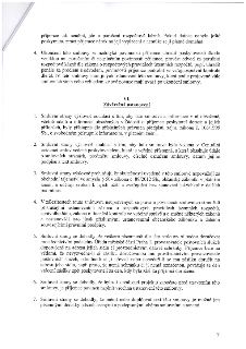 Text smlouvy, strana 7. Obsahuje bod 4 (ukončení smlouvy a povinnosti příjemce) a článek VI. Závěrečná ustanovení (body 1-7), které upravují zveřejňování smlou…