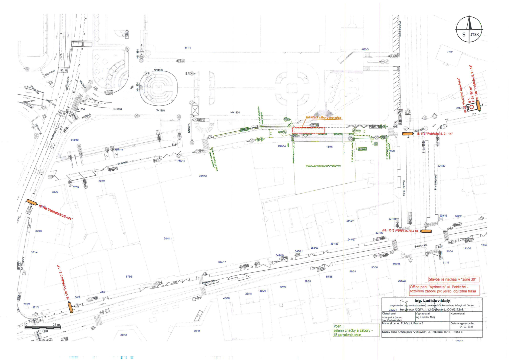 Situační nákres dopravního značení a záboru pro stavbu Office park Vydrovka na ulici Pobřežní.