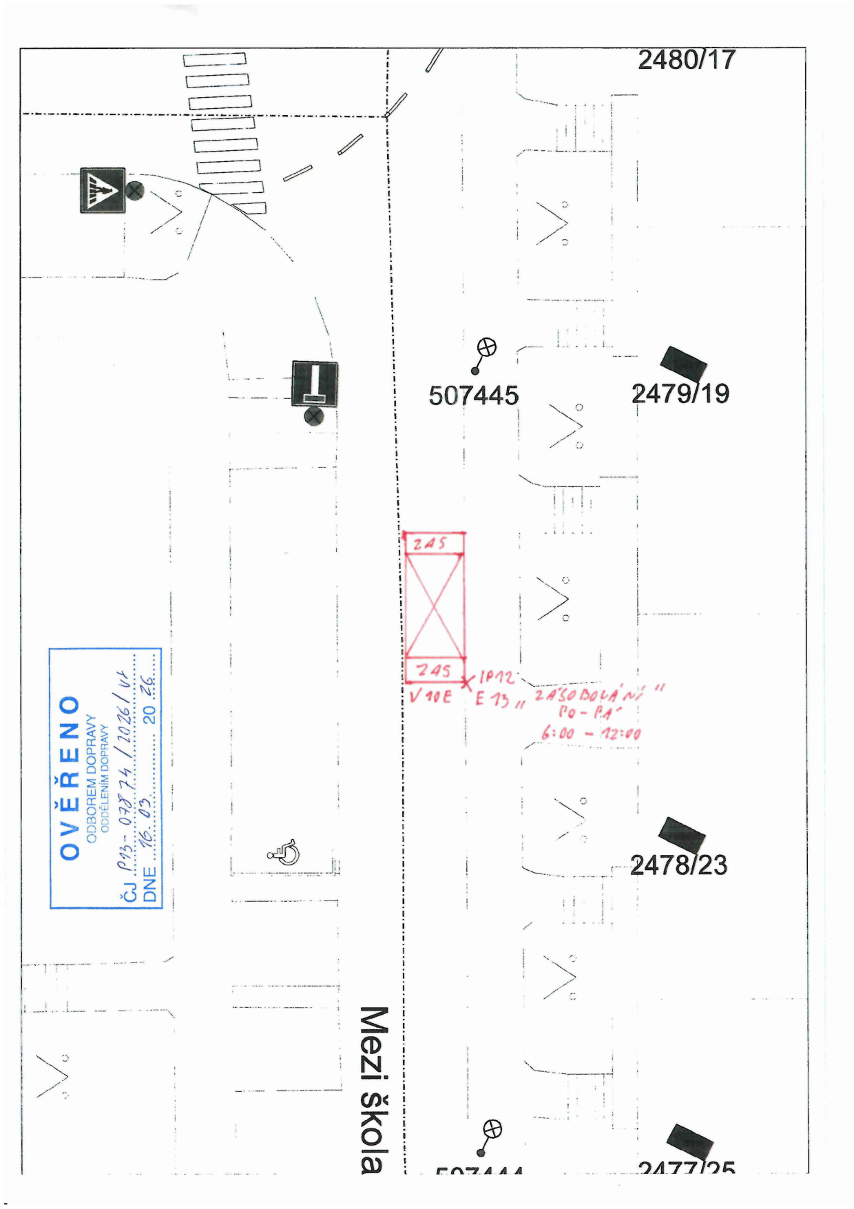 Dopravně-inženýrský situační nákres se značením parkovacího místa pro zásobování u ulice Mezi školou.