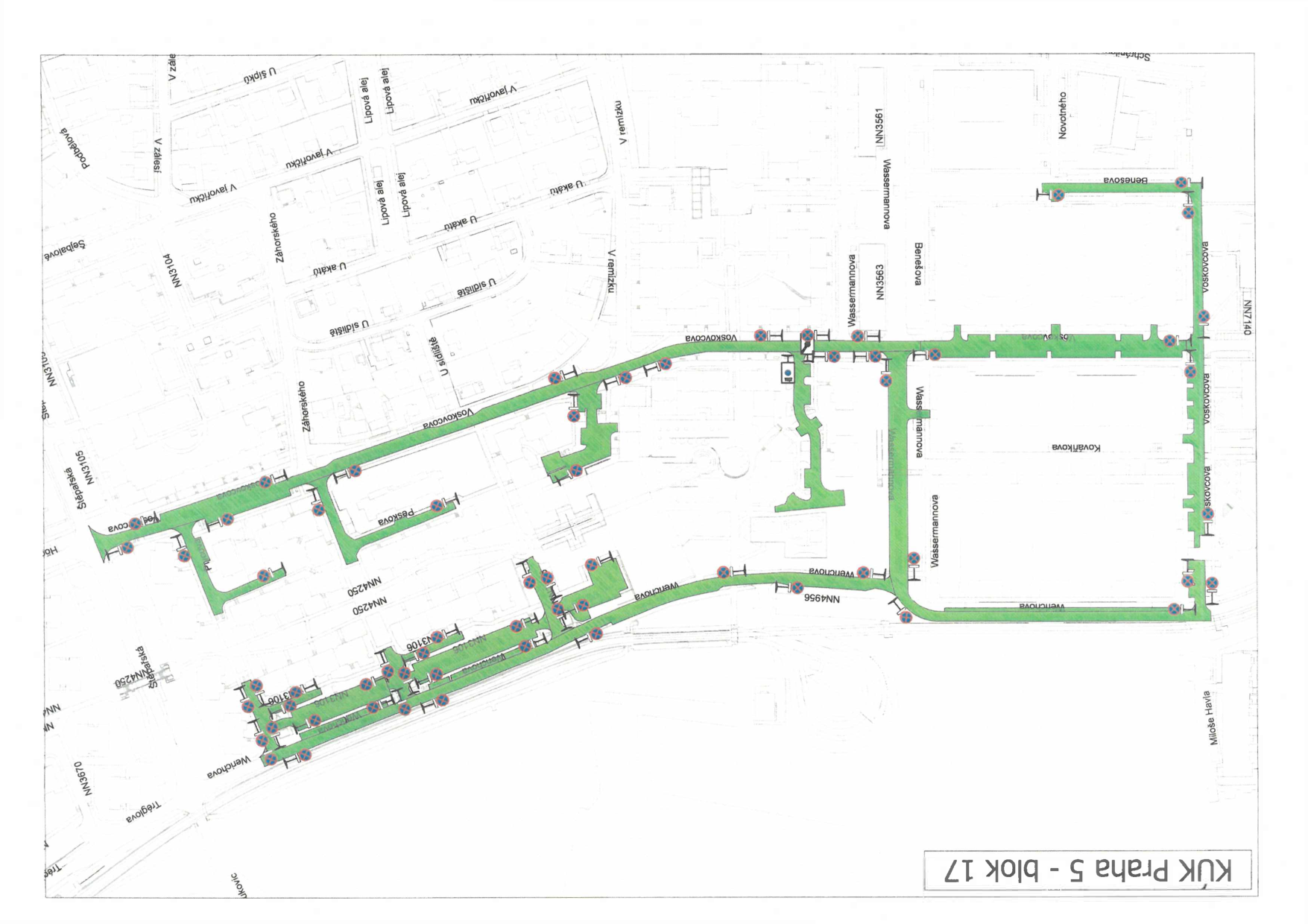 Situační nákres (plán) území v bloku 17 v Praze 5 s vyznačenými plochami a komunikacemi.