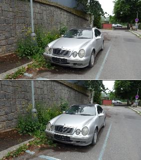 Fotografie stříbrného osobního automobilu značky Mercedes-Benz zaparkovaného u kamenné zdi a chodníku v ulici. Snímek je zobrazen dvakrát (v horní a dolní část…