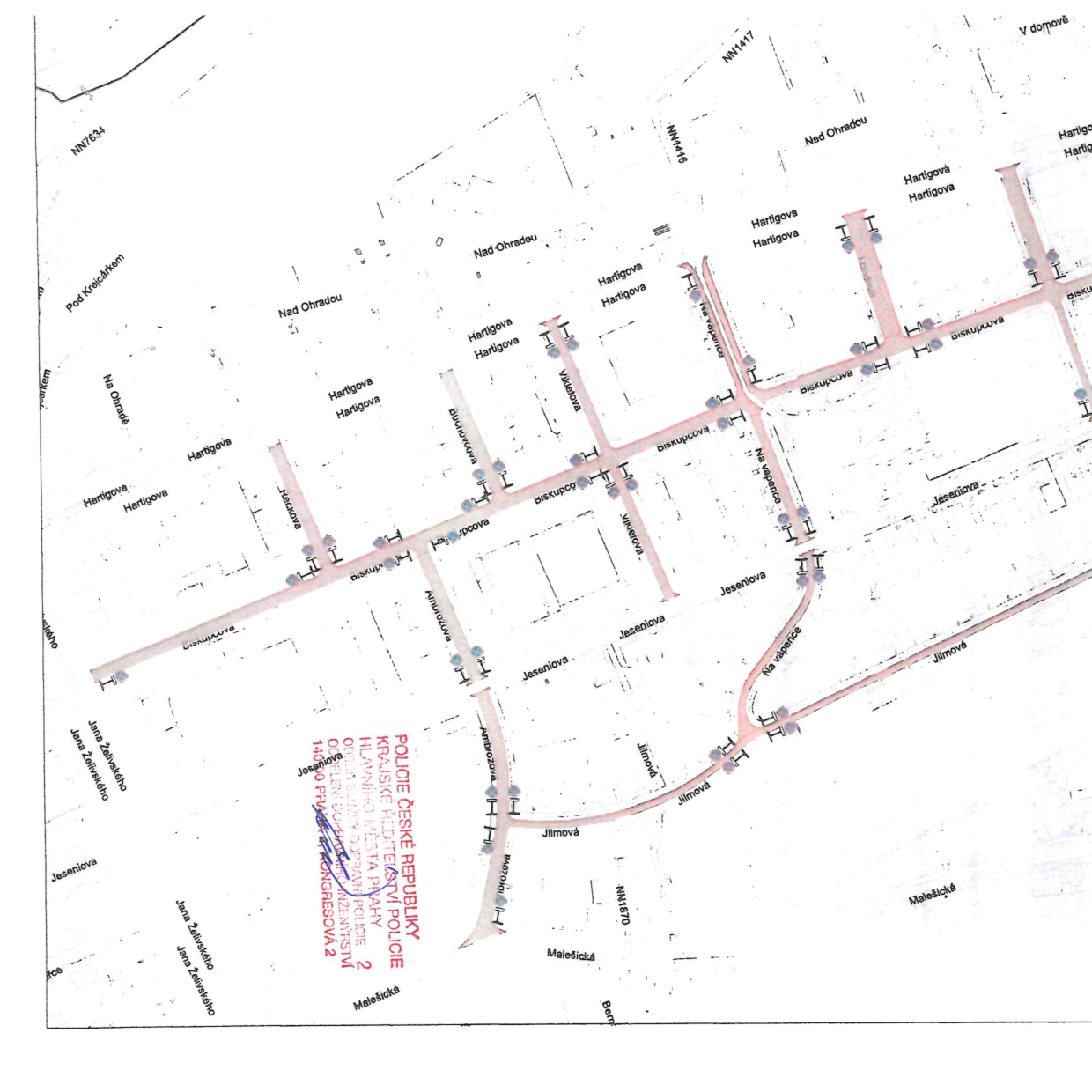 Koordinační situační výkres dopravního značení v oblasti ulic Biskupcova a Jeseniova.