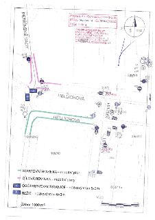 Situační plán akce v ulici Hellichova a v Petřínských sadech obsahující legendu: STARTOVNÍ ROVINKA - mobilní plot (zelená čára), CÍLOVÁ ROVINKA - mobilní plot…