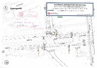 PLZEŇSKÁ (KREMATORIUM MOTOL) - dopravní značení související s objízdnou trasou při opravě tramvajové trati (výměna kolejového oblouku 49E1 směr ZC u Krematoria…