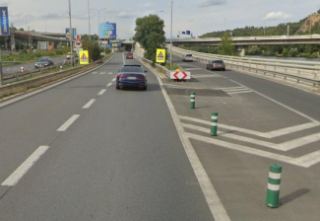 Fotografie dotčeného území (silniční infrastruktura), pravděpodobně jako podklad pro stavební řízení.