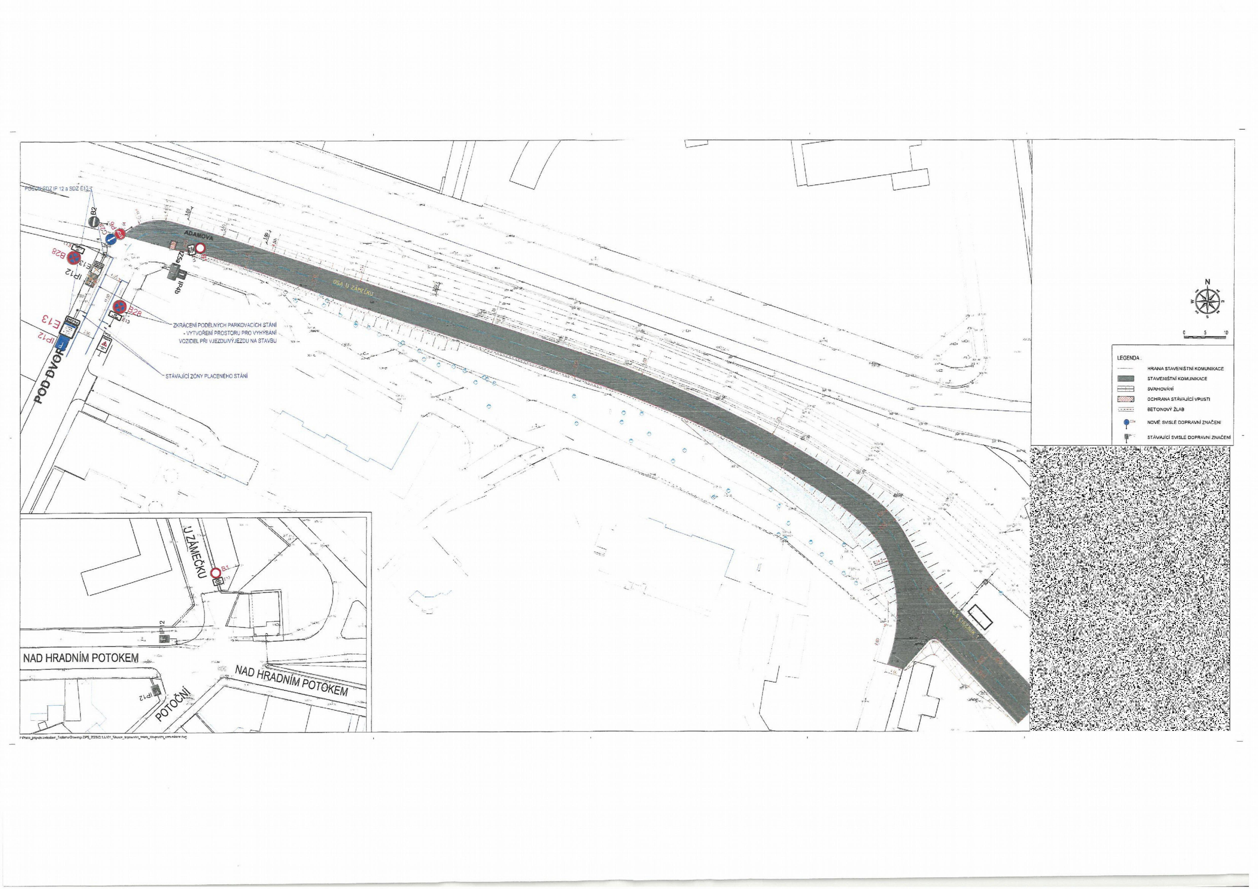 Koordinační situace stavby pozemní komunikace zahrnující dopravní značení a úpravy parkovacích stání.
