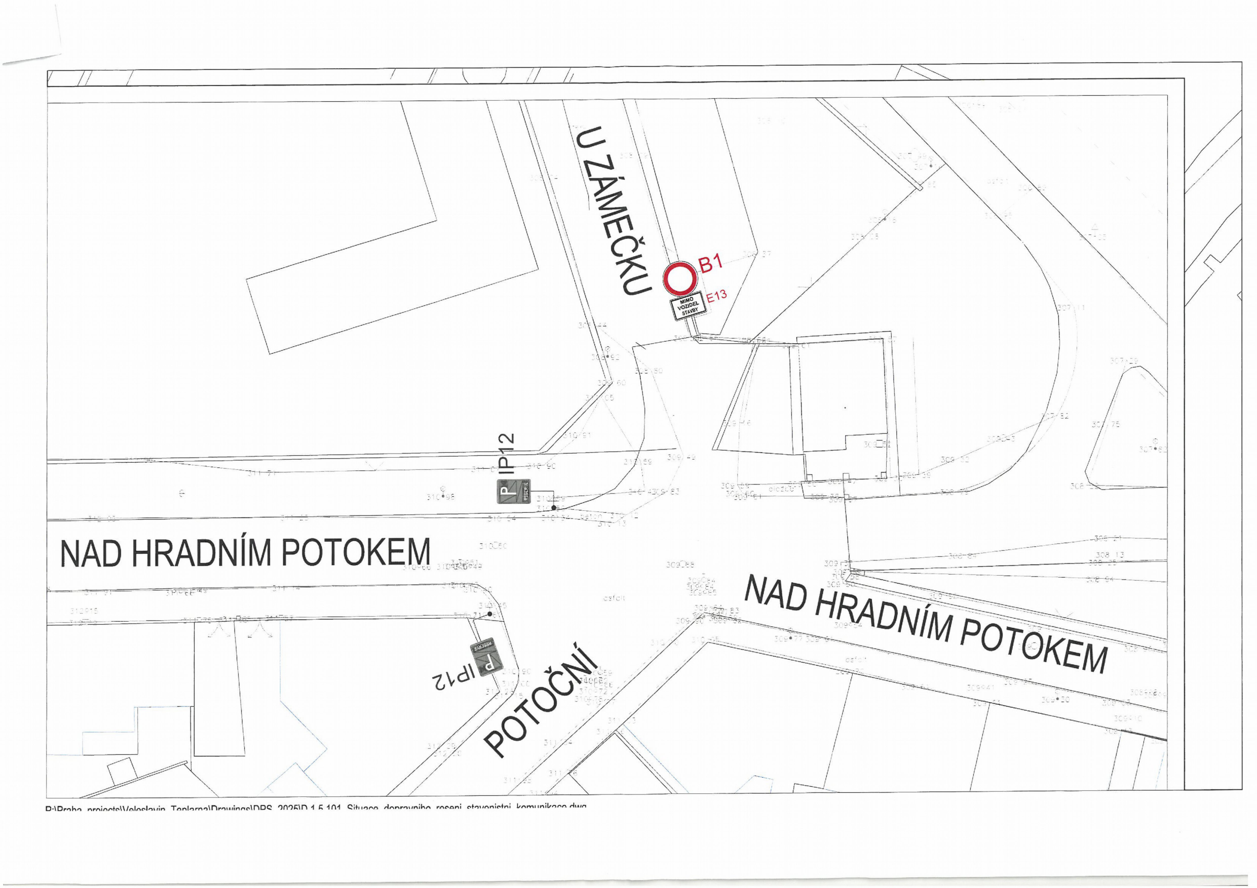 Situační nákres dopravního značení v ulicích U Zámečku, Nad Hradním potokem a Potoční.