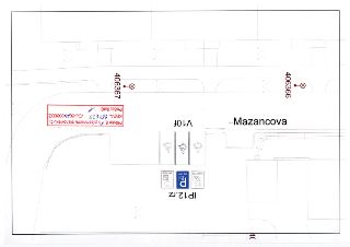 Situační nákres dopravního značení a parkovacích míst v ulici Mazancova. Obsahuje označení parkovacích míst IP12.rz pro invalidy s registračními značkami (6A5…
