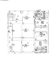 Půdorys podlaží budovy s označením místností a plochami: B025 Chodba (kob., 20,79 m2), B026 Bar (squash) (koberec, 65,40 m2), B027 Kurt (squash) (parkety, 62,3…