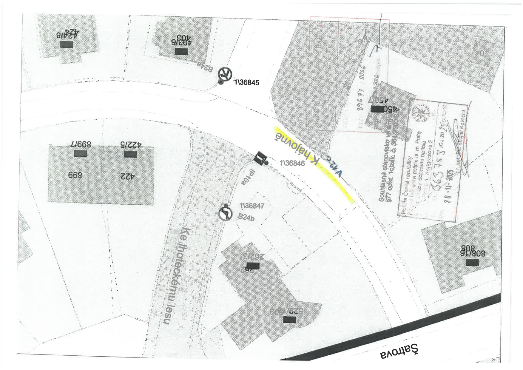Situační nákres dopravního značení v ulici K hájovně.