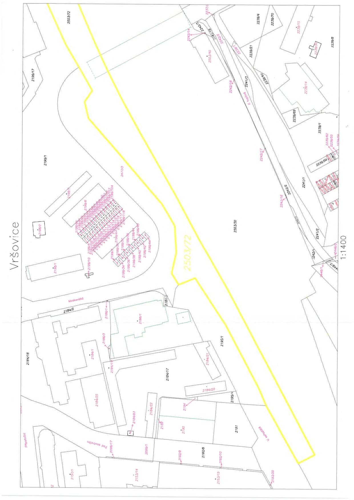 Katastrální mapa oblasti Vršovice v měřítku 1:1400. Mapa obsahuje parcelní čísla pozemků, mimo jiné: 2157/1, 2184/18, 2184/25, 2184/1, 2184/19, 2186/3, 2186/1, 2184/23, 2184/22, 2184/17, 2184/20, 2194, 2190, 2192/9, 2192/10, 2192/8, 2195/4, 2191, 2193/20, 2153/15, 2153/14, 2099/1, 2198/2, 2158/1, 2199/10, 2199/6, 2199/7, 2199/1, 2503/72, 2503/30, 2242/16, 2242/2, 2241/1, 2241/2, 2242/4, 2242/18, 2242/17, 2241/3, 2239/69, 2239/14, 2239/54, 2239/55, 2239/62, 2239/1, 2239/8, 2239/70, 2239/4, 2239/21, 2237/2, 2242/3, 2245/19, 2503/40, 2477/3. V mapě jsou vyznačeny ulice 'Moskevská' a 'U seřadiště'.