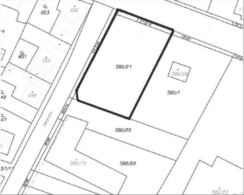 Výřez katastrální mapy se zvýrazněnou parcelou č. 580/21.