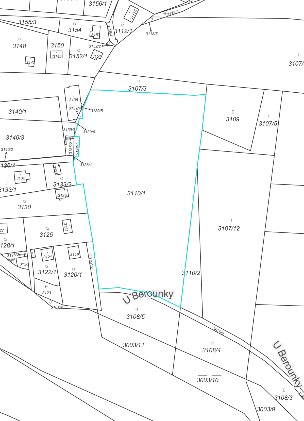 Výřez katastrální mapy zobrazující parcely v okolí ulice U Berounky. Čitelná čísla parcel: 3156/1, 3155/3, 3154, 3153, 3150, 3149, 3148, 3147, 3152/1, 3151, 3152/2, 3112/1, 3112/2, 3118/4, 3118/5, 3107/3, 3107/5, 3109, 3140/1, 3140/3, 3140/2, 3138, 3139/4, 3139/5, 3139/7, 3139/6, 3137/2, 3137/1, 3136/1, 136/2, 3132, 3133/1, 3133/2, 3131, 3130, 3129, 3128/3, 3128/2, 3126, 3127, 3128/1, 3125, 3124, 3122/1, 3121, 3123, 3120/1, 3119, 3120/2, 3110/1, 3110/2, 3107/12, 3108/6, 3108/5, 3003/11, 3020/8, 3108/4, 3003/10, 3108/3, 3003/9. V mapě je zvýrazněna oblast tyrkysovou linií.