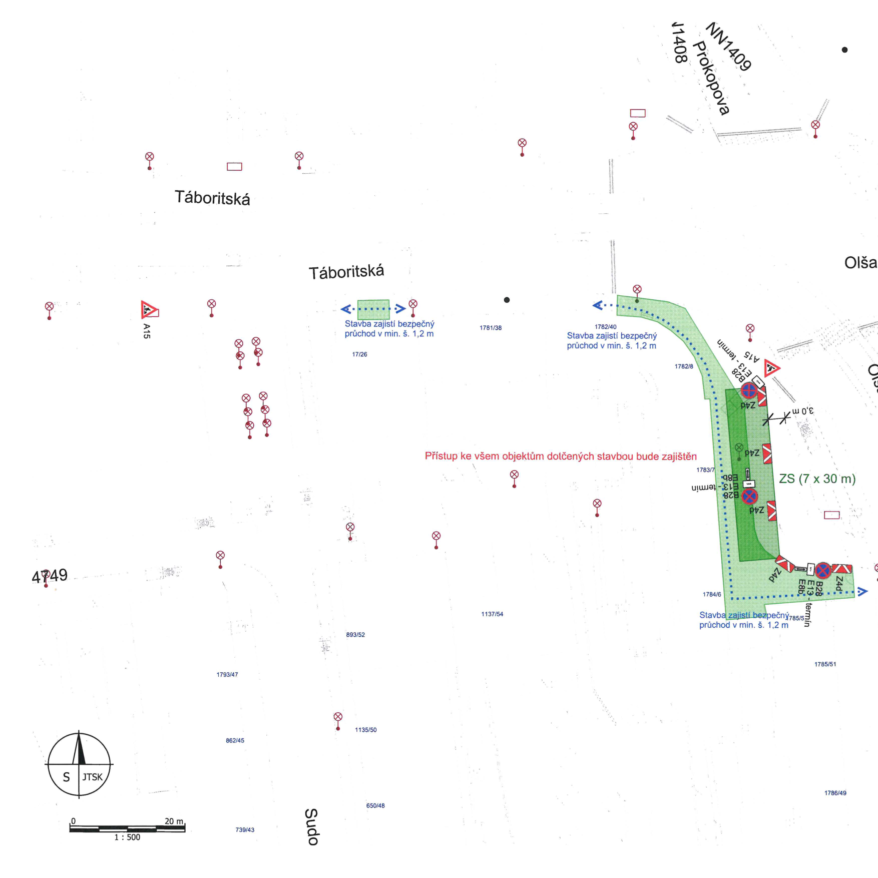 Situační plán dopravního značení a záboru pro stavbu v ulici Táboritská. Plán obsahuje: vyznačený prostor staveniště (ZS 7 x 30 m), dopravní značení (zákazy vjezdu B28, dodatkové tabulky E13, značky Z4d), textové informace o zajištění bezpečného průchodu o šířce min. 1,2 m a informaci, že přístup ke všem objektům dotčeným stavbou bude zajištěn. V mapě jsou uvedena čísla parcel (např. 1781/38, 1782/8, 1783/7, 1784/6, 1785/5, 1786/49, 1137/54, 893/52, 1793/47, 862/45, 1135/50, 650/48, 739/43). Měřítko 1:500.