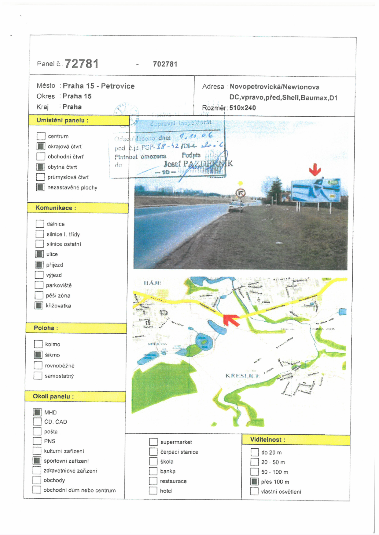 Dokumentace k umístění reklamního panelu s fotografií pozemku a mapovým výřezem.
