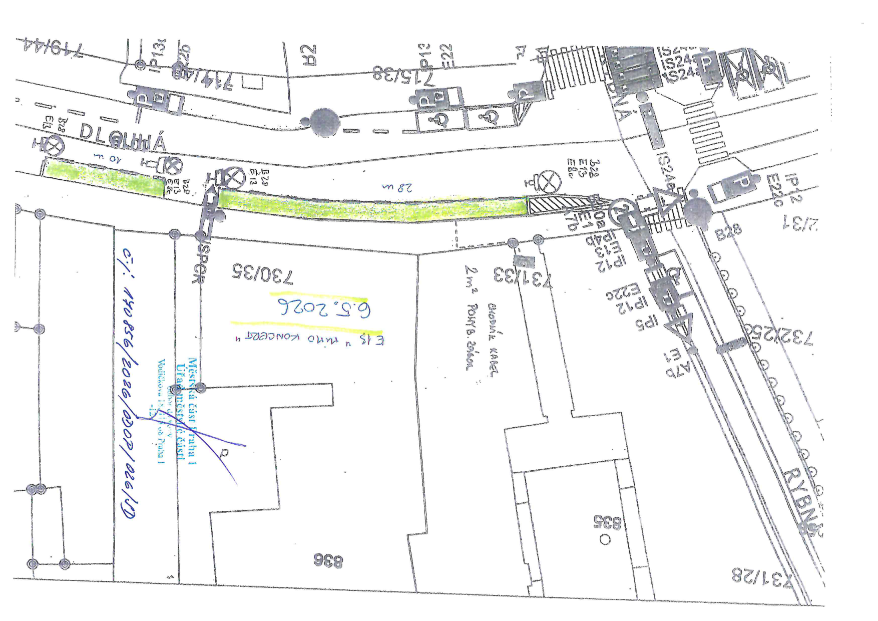 Situační nákres dopravního značení pro zábor veřejného prostranství v ulici Dlouhá v Praze.