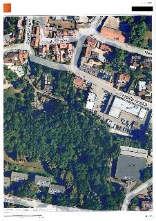Katastrální mapa území s vyznačenými parcelními čísly a názvy ulic. Čitelné názvy ulic: 'Pod Petřinami', 'Veleslavínská'. Čitelná parcelní čísla: 24/13, 39/11,…