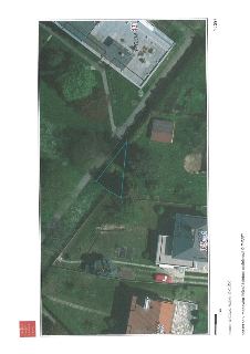 Ortofotomapa s vyznačenými parcelami a hranicemi pozemků. Čitelné údaje: čísla parcel '140/130', '140/34', '431', '849/11', '519'. V levém horním rohu logo 'PR…