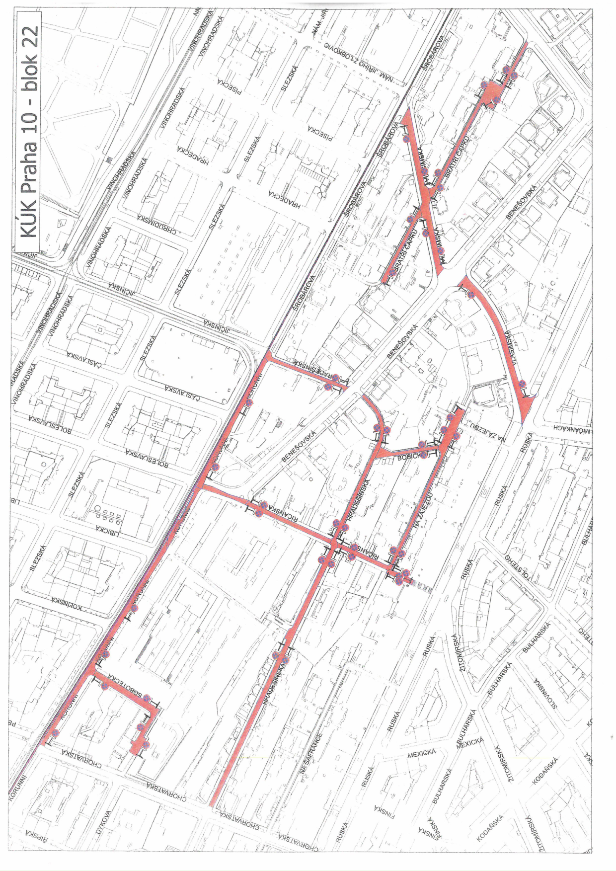 Situační plán s vyznačenými zónami (pravděpodobně parkovací zóny nebo úpravy dopravy) v oblasti Praha 10 - blok 22.