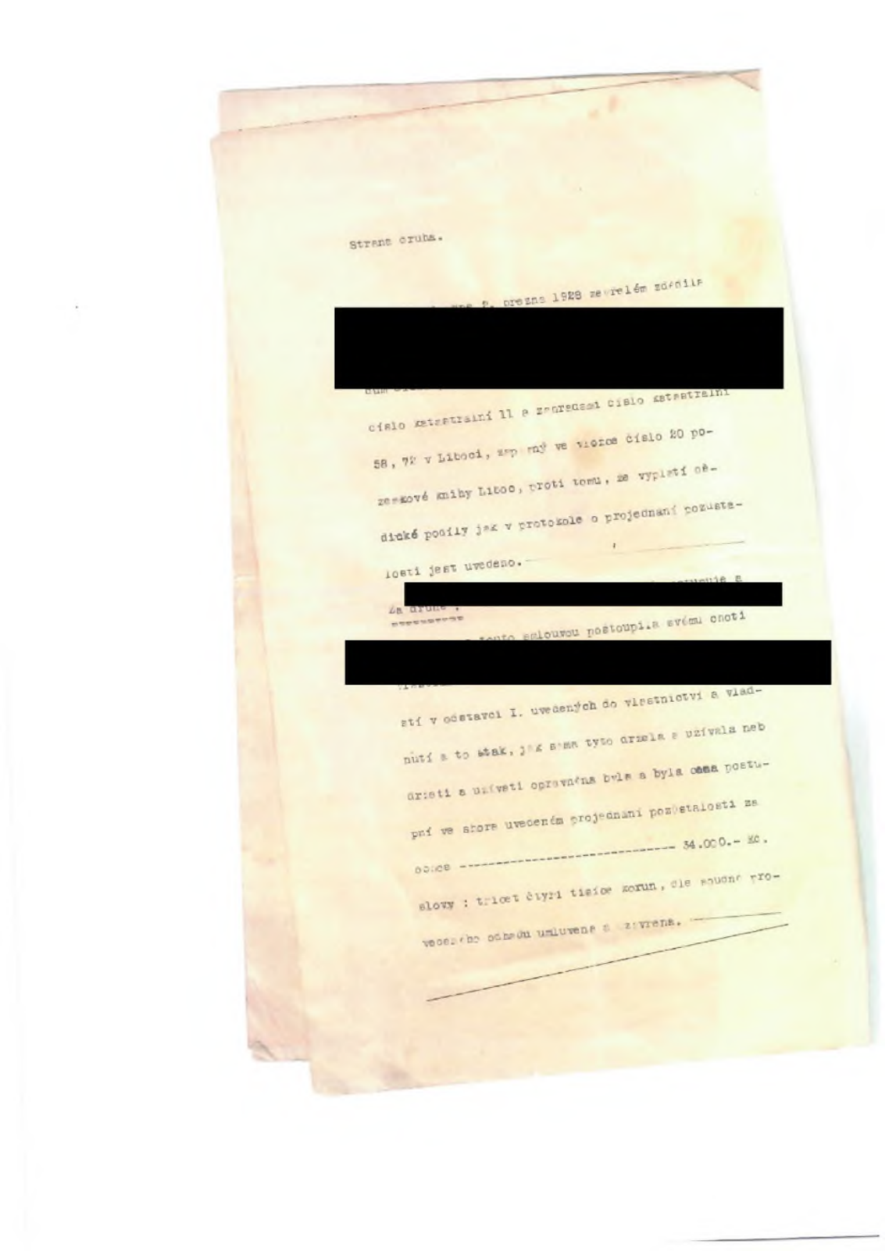 Úřední dokument (pravděpodobně výpis z pozemkové knihy nebo kupní smlouva), strana druhá. Text obsahuje zmínku o roce 1928, katastrálním území Liboc, číslech parcel 58 a 72, pozemkové knize Liboc a protokolu o projednání pozůstalosti. Uvádí se zde převod vlastnictví a kupní cena ve výši 34.000,- Kč (slovy: třicet čtyři tisíce korun), stanovená dle soudního odhadu.