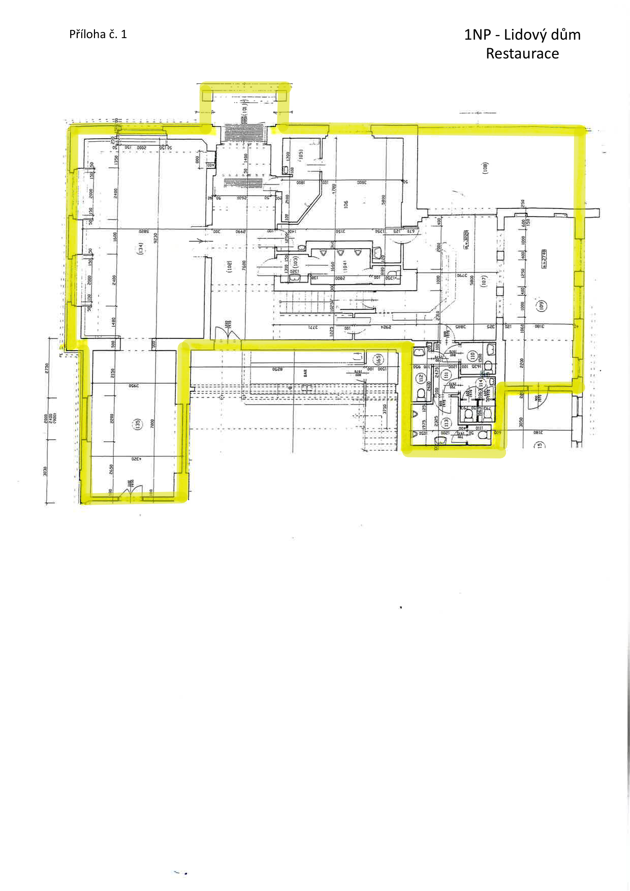 Půdorys 1. nadzemního podlaží (1NP) objektu 'Lidový dům - Restaurace'. Výkres obsahuje technické rozměry jednotlivých místností, vnitřní dispozice, umístění baru, sociálních zařízení a chodeb. Místnosti jsou označeny čísly v kroužcích (např. 103, 105, 106, 107, 108, 109, 110, 111, 112, 113, 114, 134, 135).