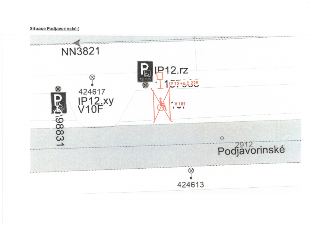 Situace Podjavorinské, NN3821, plán značení parkovacích míst (značky IP 12.rz, IP 12.xy, V10F), identifikátory sloupů 424617, 424613, 98831