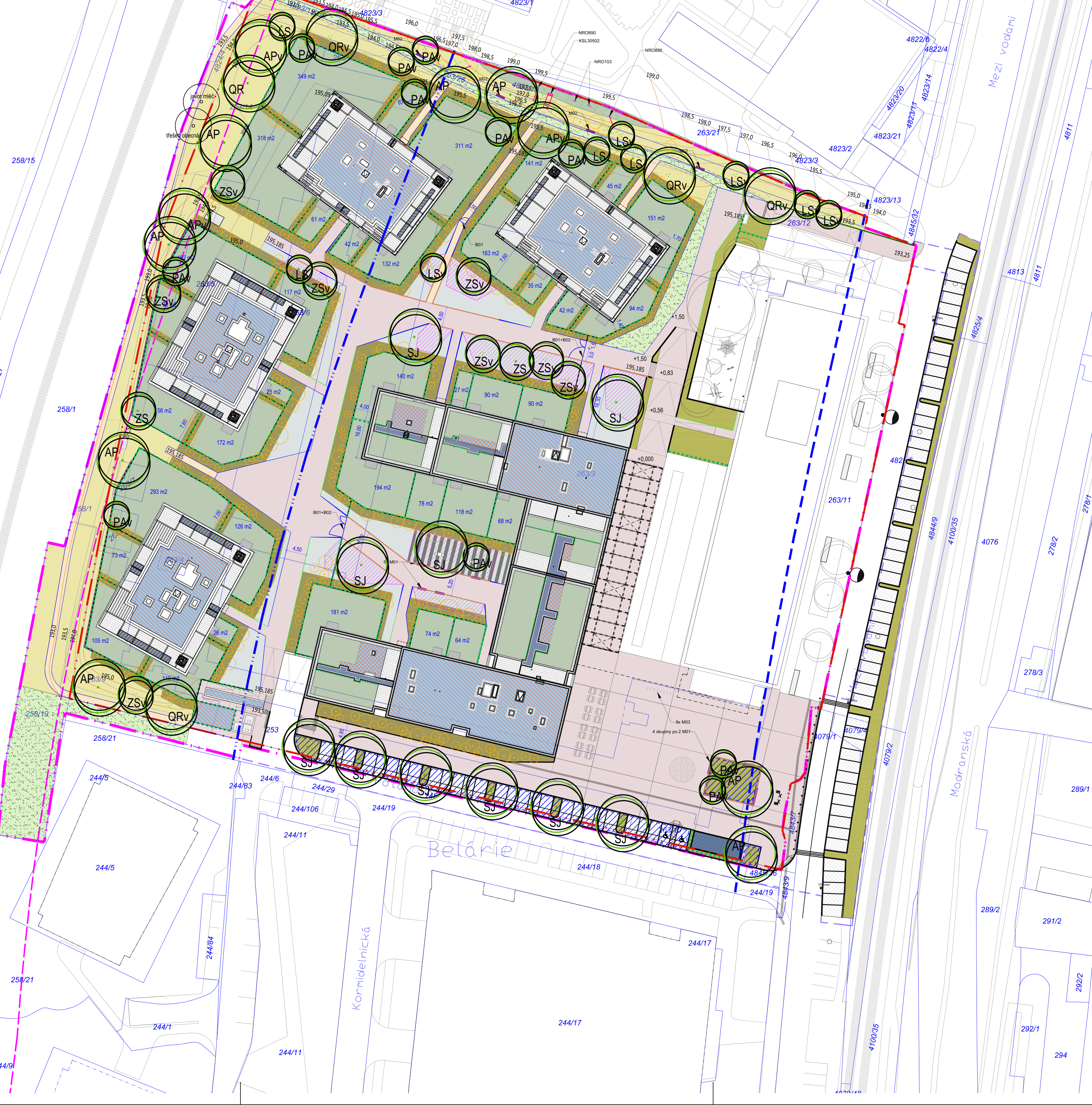 Situační plán výstavby bytového komplexu. Obsahuje katastrální čísla parcel (např. 258/15, 258/1, 244/5, 244/17, 4823/3, 4823/20, 4823/13, 4823/14, 4849, 4100/35, 4079/2, 278/2, 291/2, 294, 292/1, 289/2, 4813, 4811, 4825/4, 263/11, 263/12, 263/21, 4822/4, 4822/6). V plánu jsou vyznačeny budovy, plochy zeleně, stromy (označeny zkratkami jako AP, PA, QR, ZSv, LS, SJ), komunikace a chodníky. V textu jsou uvedeny názvy ulic: 'Belárie', 'Karmelnická', 'Modřanská' a 'Mezi vodami'. Obsahuje technické údaje o plochách v m2 (např. 318 m2, 151 m2, 172 m2, 181 m2, 194 m2, 115 m2, 68 m2, 74 m2, 64 m2) a výškové kóty (např. +1,50, +0,83, +0,56, +0,000).