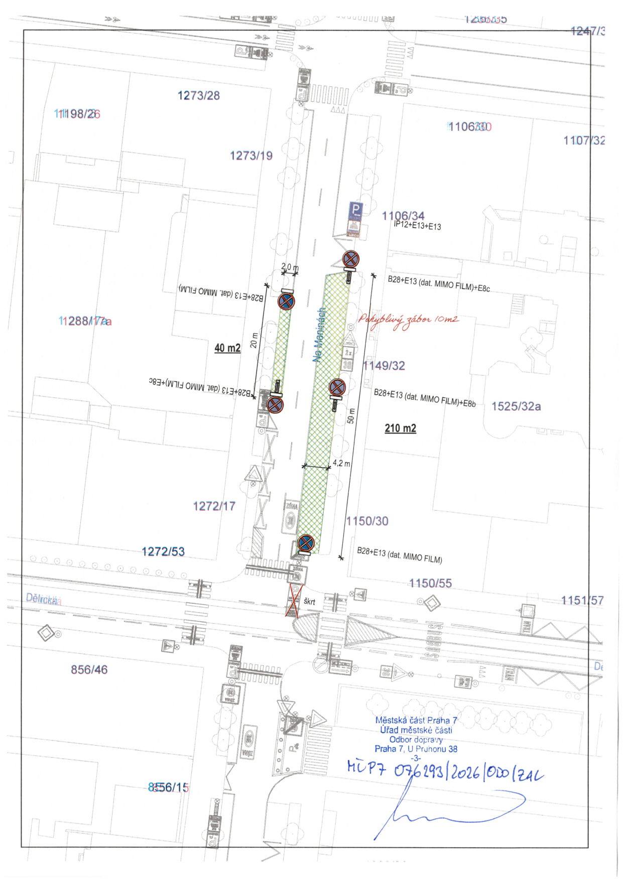 Situační nákres dopravního značení a záboru veřejného prostranství v ulici Na Maninách.