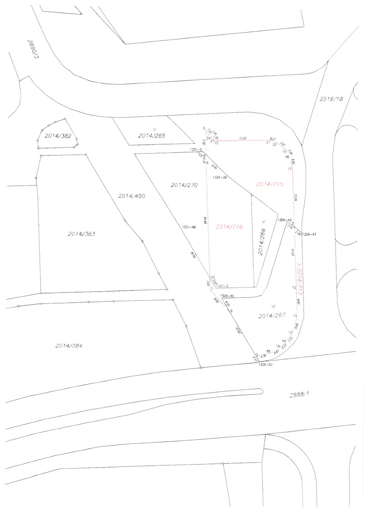 Katastrální mapa zobrazující rozdělení pozemků. Jsou zde vyznačena čísla parcel: 2890/3, 2516/18, 2014/382, 2014/265, 2014/490, 2014/270, 2014/383, 2014/715, 2014/716, 2014/266, 2014/717, 2014/267, 2014/384 a 2888/1. V mapě jsou uvedeny identifikační body (např. 1331-2, 1331-39, 1331-46, 1331-3, 1306-46, 1306-47, 1306-49, 1306-50) a délkové kóty hranic pozemků (např. 15.60, 34.43, 16.58, 3.60, 8.65, 4.60, 15.60, 4.31, 17.34, 17.97, 8.61, 5.45).